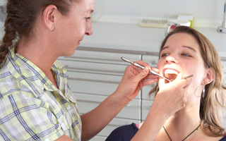 prophylaxe-zahnbehandlung